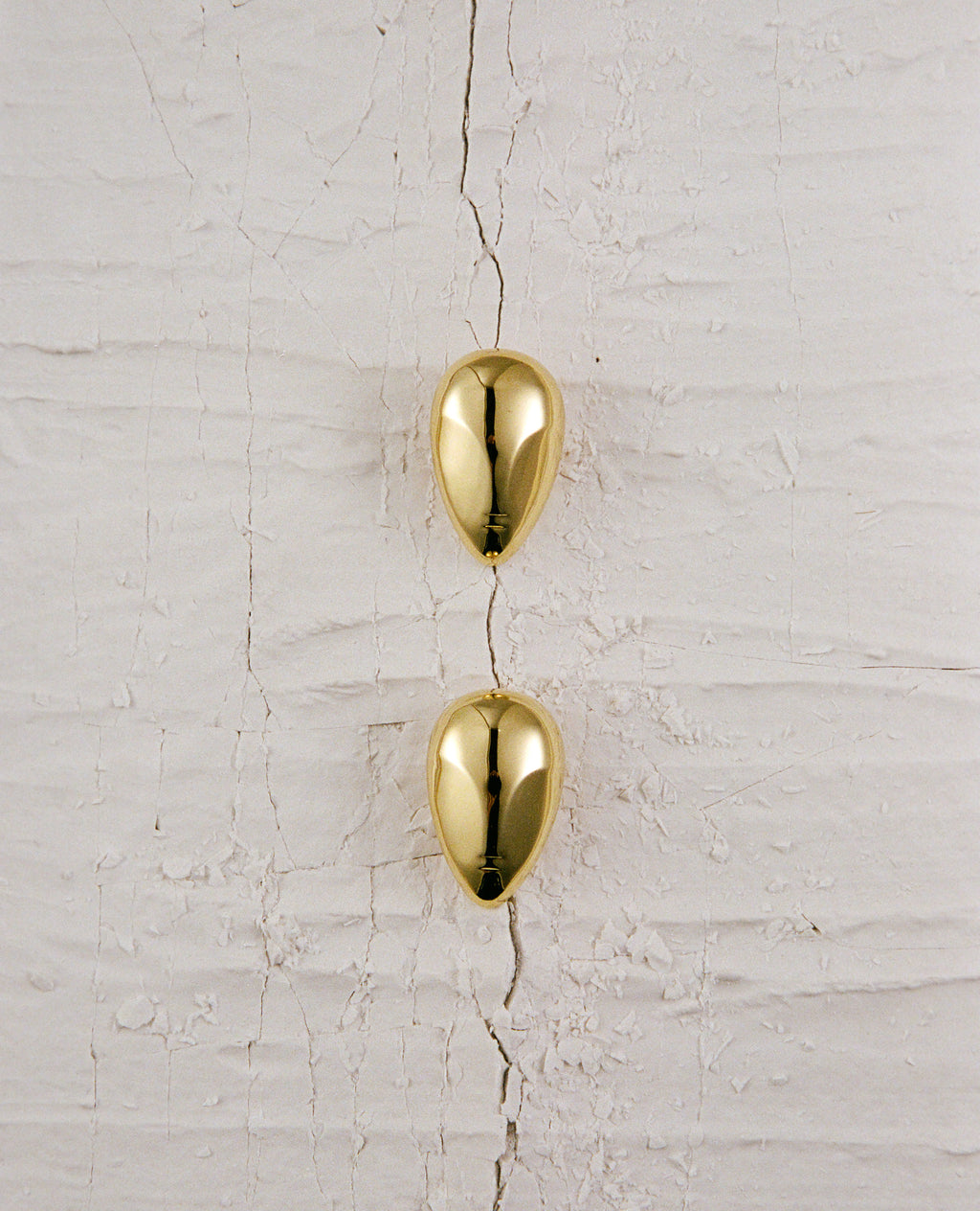 Sleeping Muse Earrings
