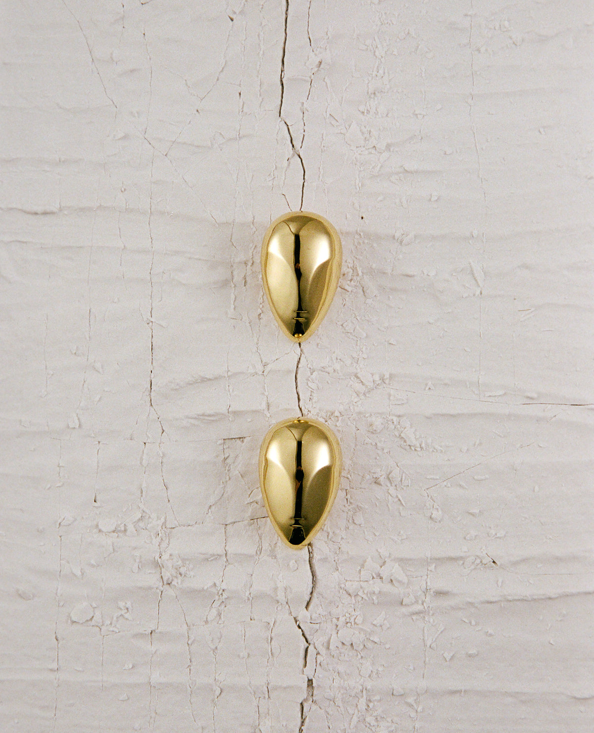 Sleeping Muse Earrings